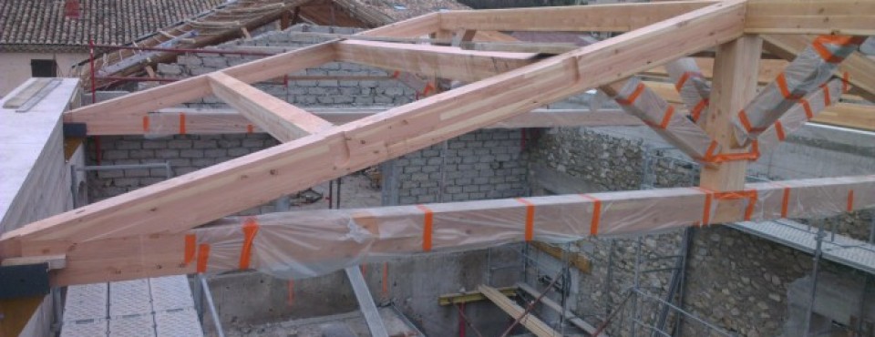 Couverture charpente CHARPENTE